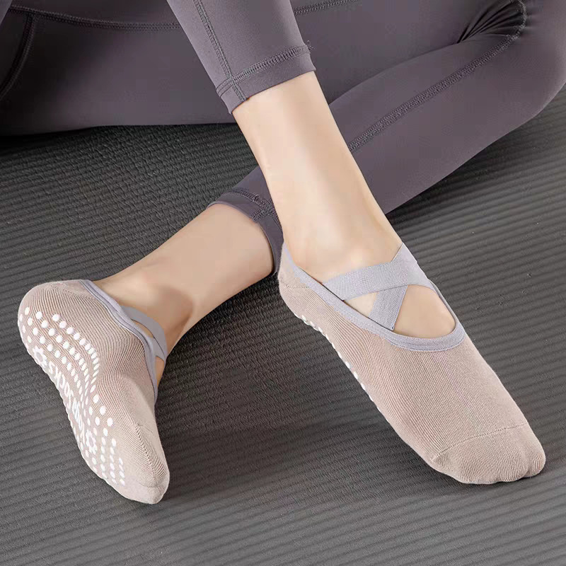 Professionelle Damen-Yoga-Sock – Yoga & Fitness Classes By Niharika Zirakpur Reviews Bewertung und Preis