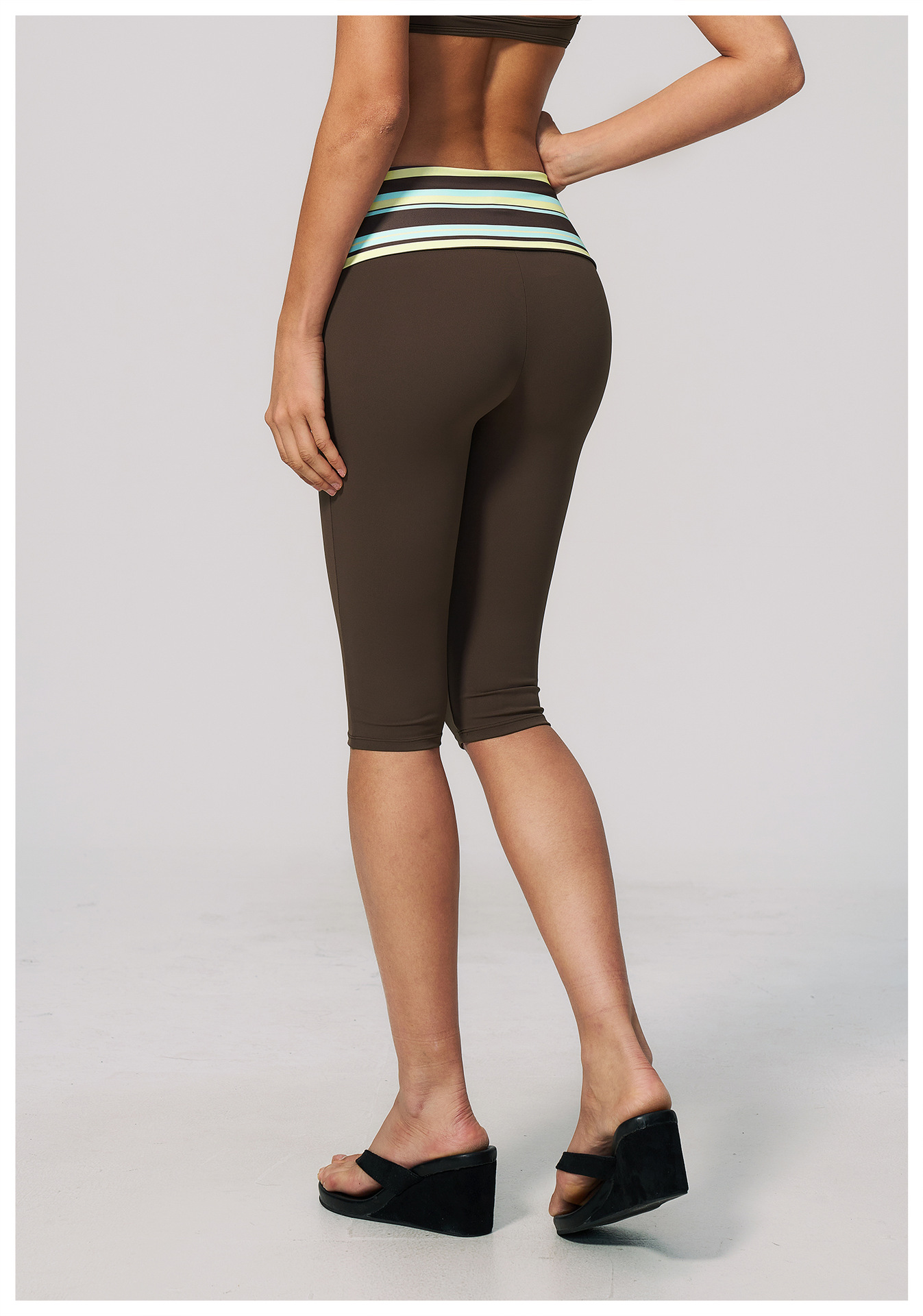 STYLISH LADY Gestreifte Capri- – Yoga Fitness Club Bewertung und Preis